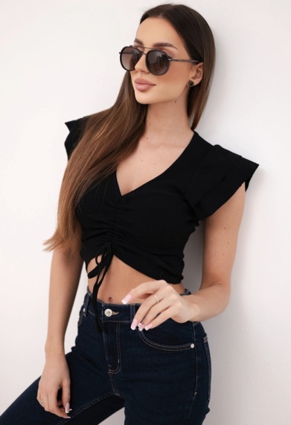 Crop top prążkowany z wiązaniem